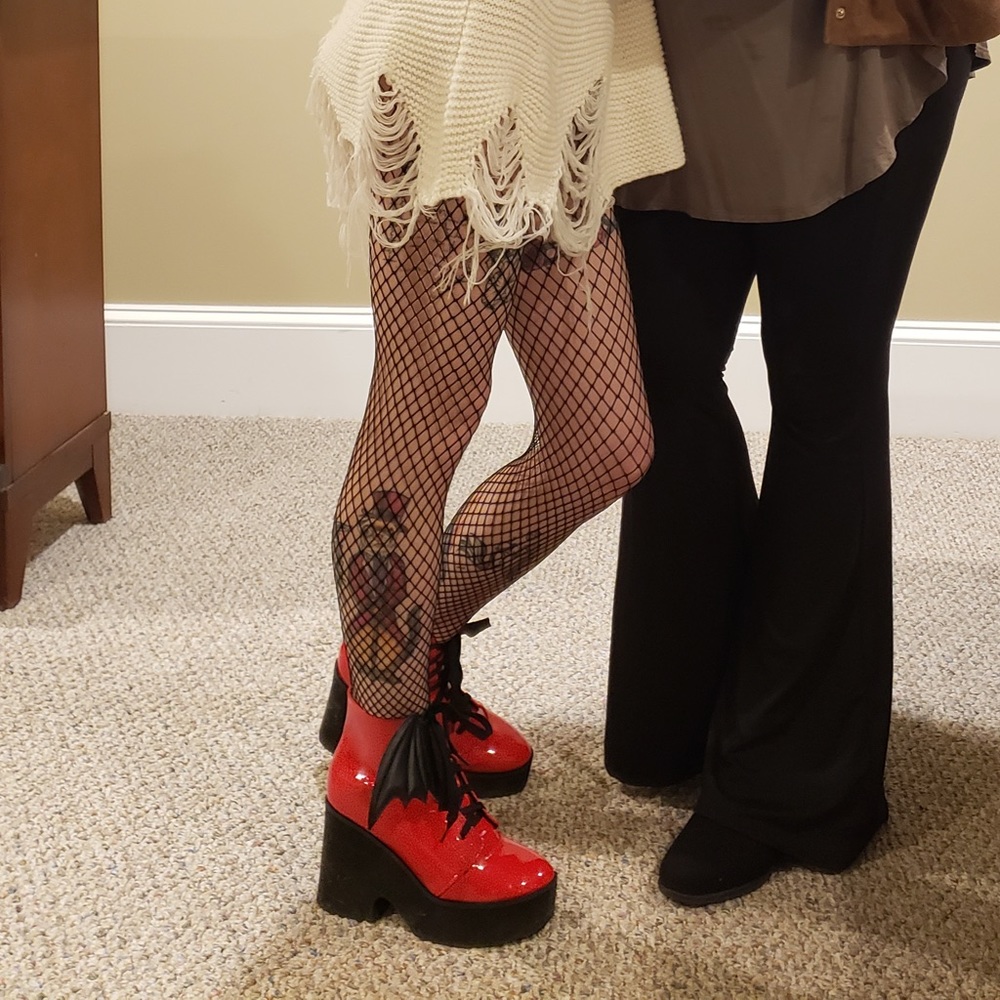 Batwing boots